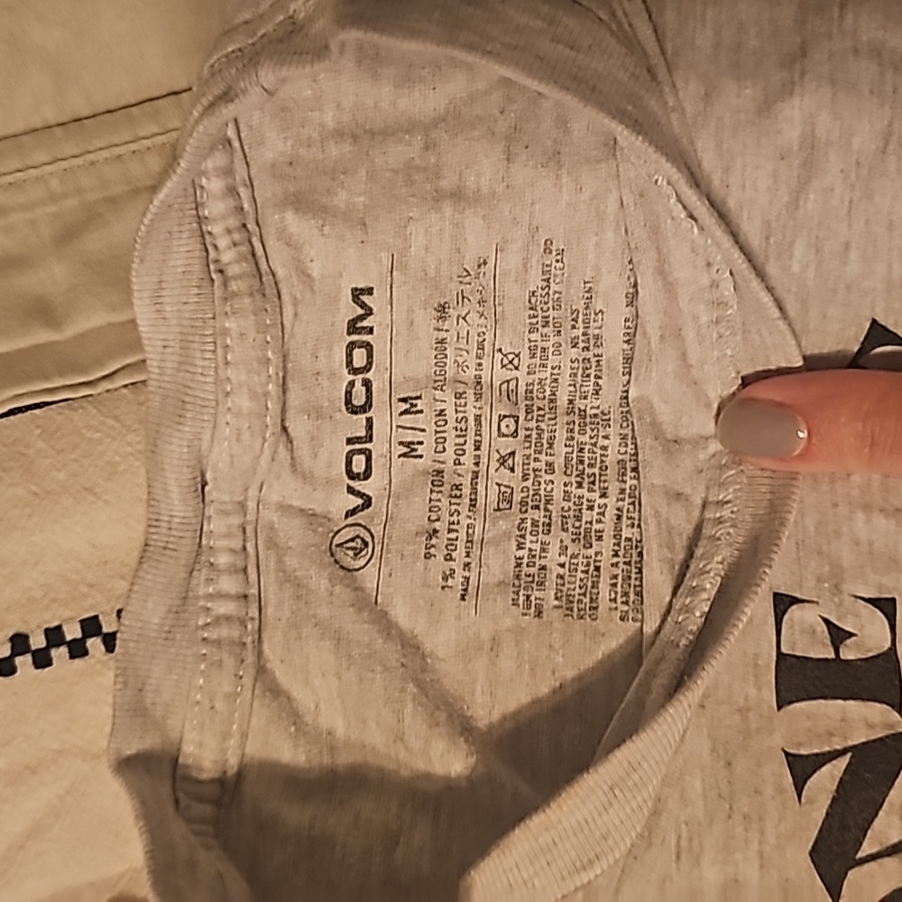 Volcom tee - Picture 3 of 3